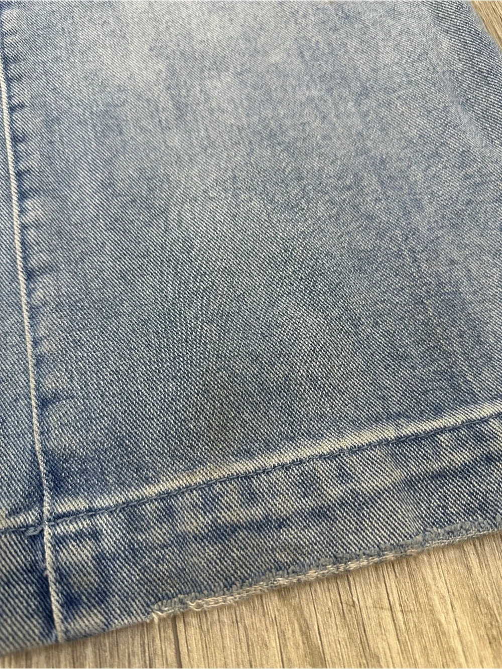 Delia*s Light Wash Jeans Small Relaxed Fit Y2K Denim - Picture 6 of 14